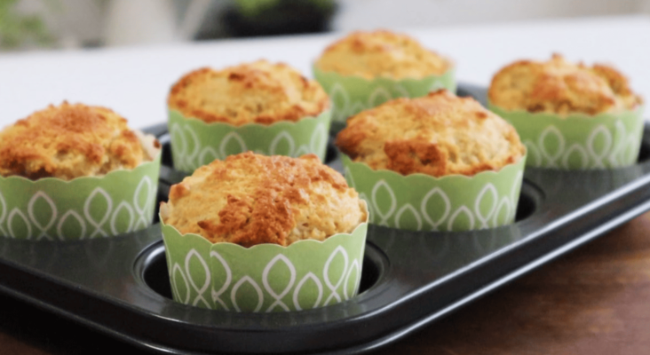 Bánh Muffin Hạnh Nhân Táo Quế Thơm Ngon
