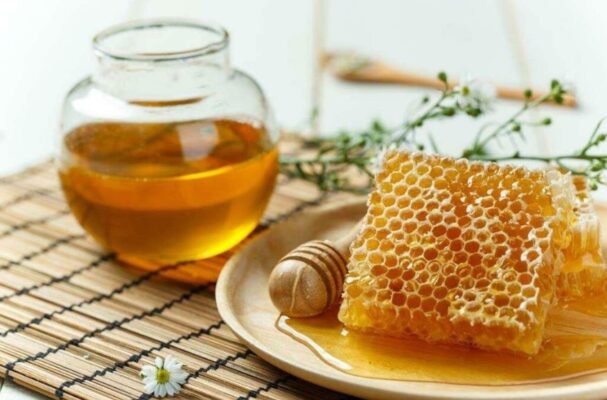 Mẹo Sử Dụng Mật Ong Khi Làm Bánh