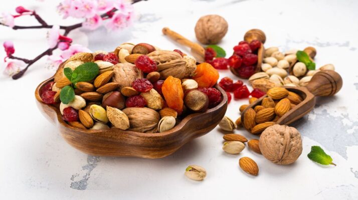 Cách làm Granola từ hạt dinh dưỡng tại nhà đơn giản