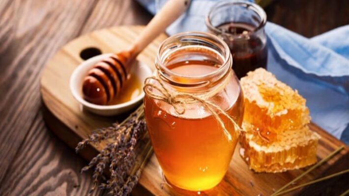 Vì sao mật ong nguyên chất giúp giảm cân?