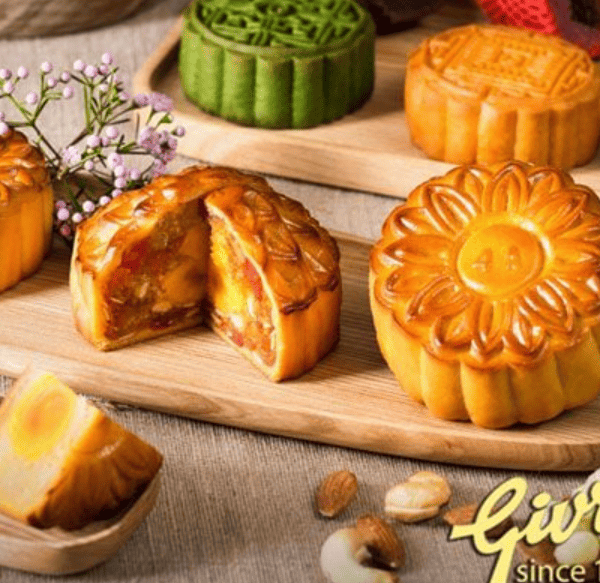 Bánh Trung Thu Givral - Thập Cẩm Gà Quay -150g,200g,250g,300g