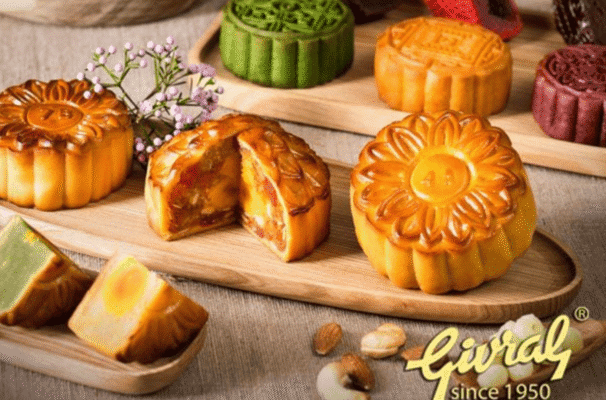 Bánh Trung Thu Givral - Thập Cẩm Gà Quay -150g,200g,250g,300g