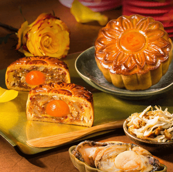 Bánh Trung Thu Givral - Thập Cẩm Gà Quay Bào Ngư