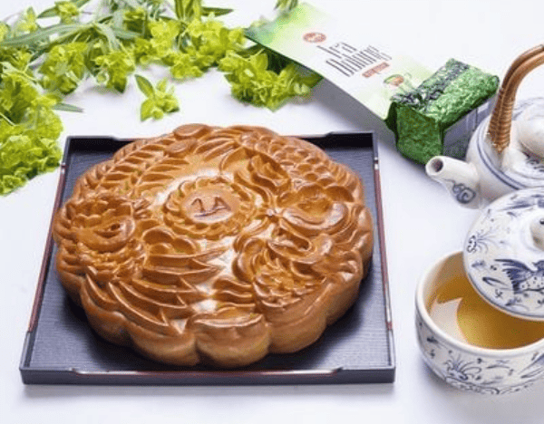 Bánh Trung Thu Givral -Thập Cẩm Gà Quay Vi Cá Yến Sào
