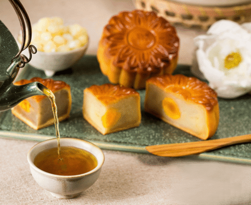Bánh Trung Thu- Nhân Dừa Hạt Dưa - Mã 10A