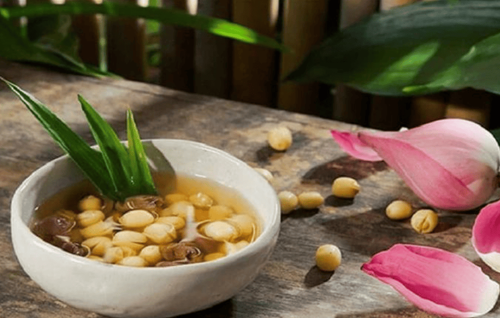 Bí Quyết Nấu Chè Sen Long Nhãn Thơm Ngon Với Hạt Sen