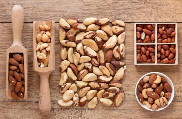 Cách ăn hạt dinh dưỡng đúng để không bị nóng