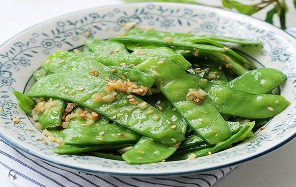 Đậu hà lan xào tỏi - giòn ngọt, đậm đà