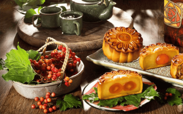 Bánh Trung Thu Givral 2 Trứng Muối