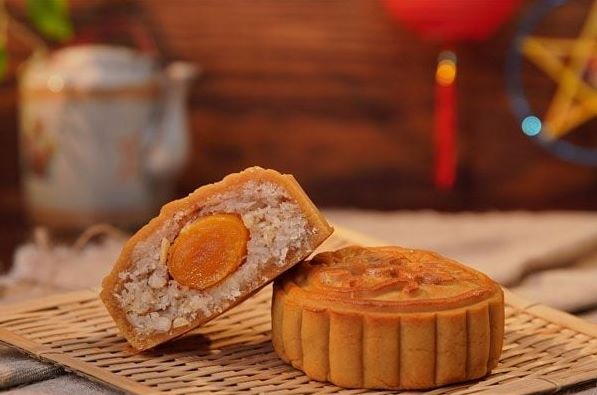 Bánh nướng Sữa Dừa Hạt Dưa 210G - Trung Thu Kinh Đô